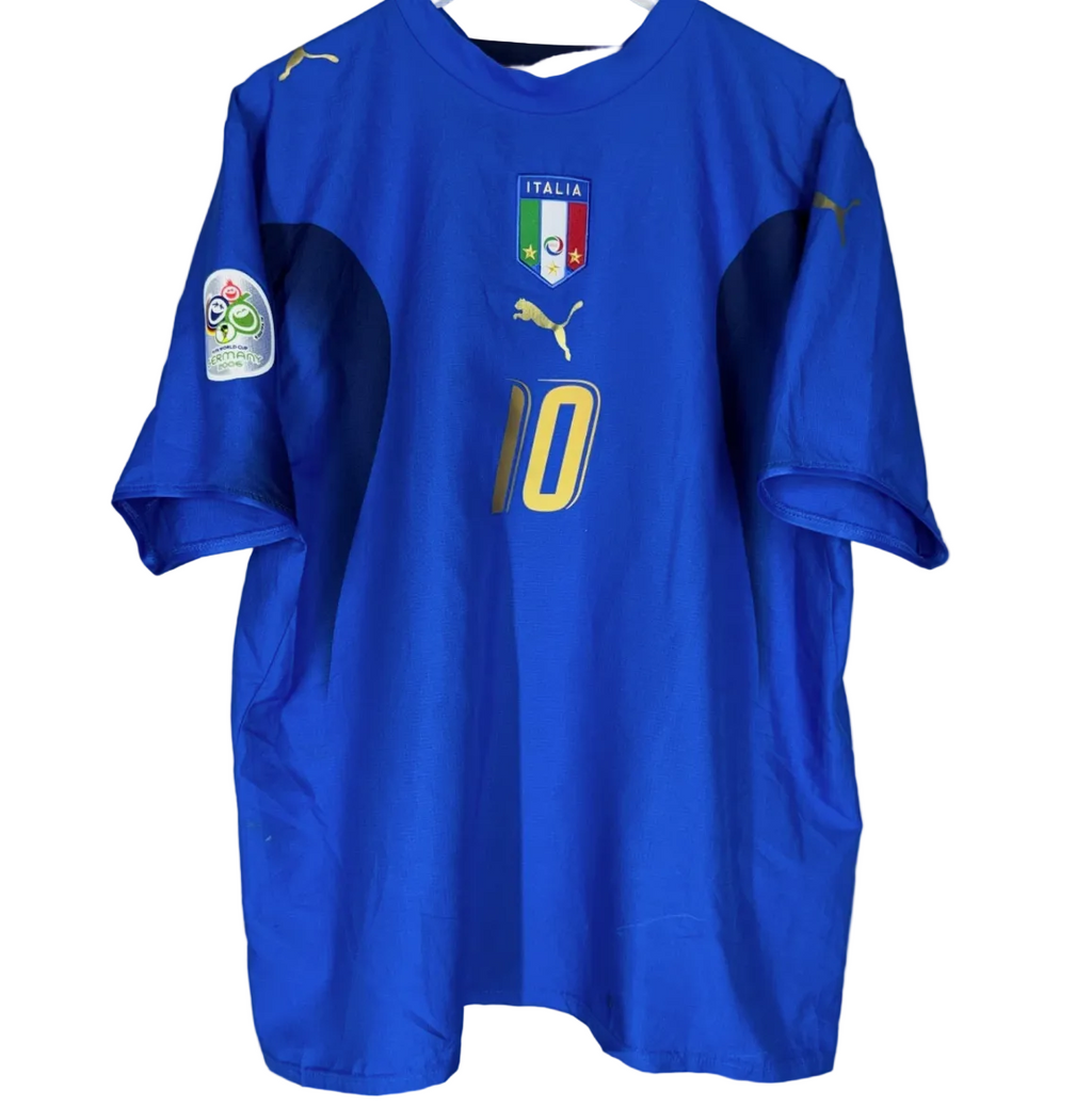 2006 Italy Francesco Totti #10 Home Jersey – Retro Soccer Shirt