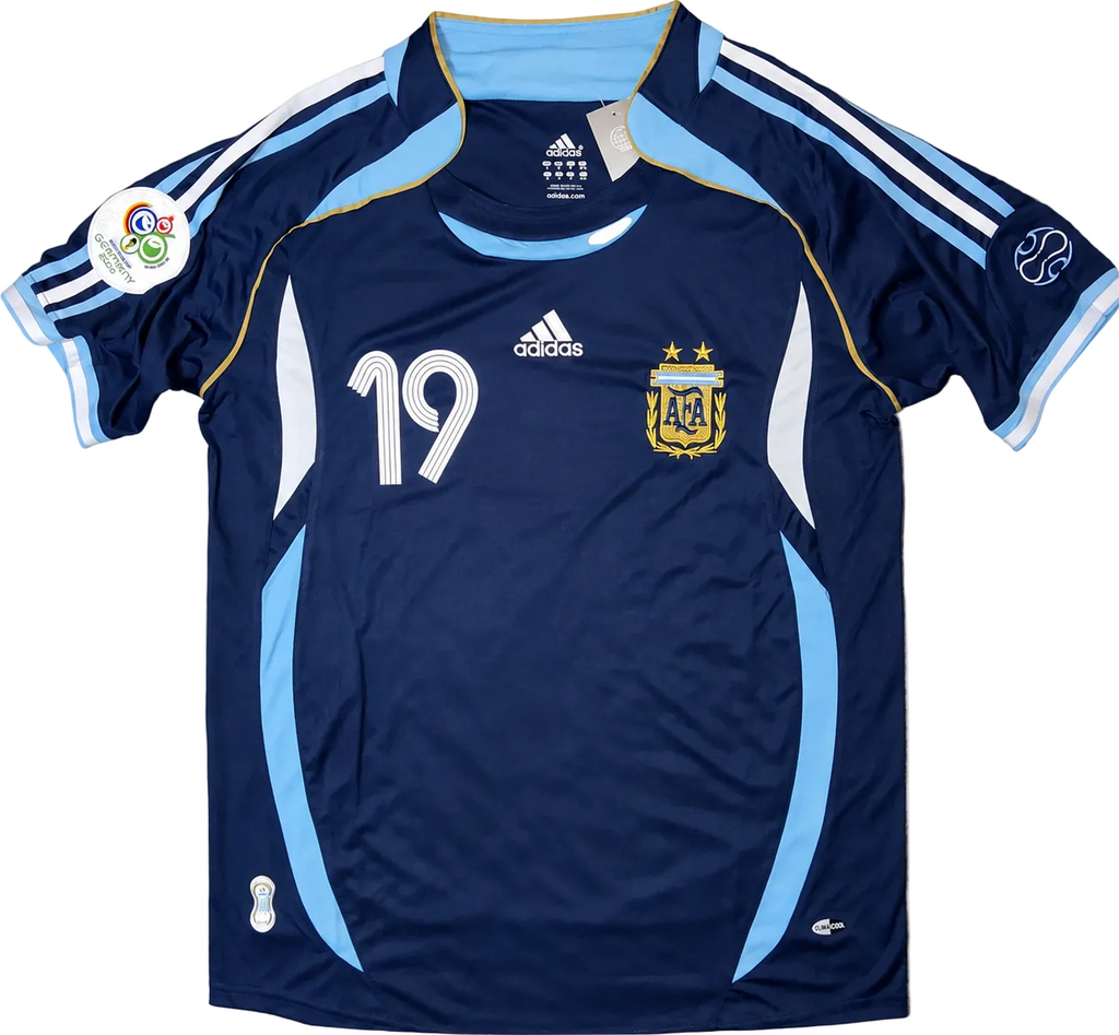 2006 Argentina Messi #19 Away Jersey – Retro Soccer Shirt