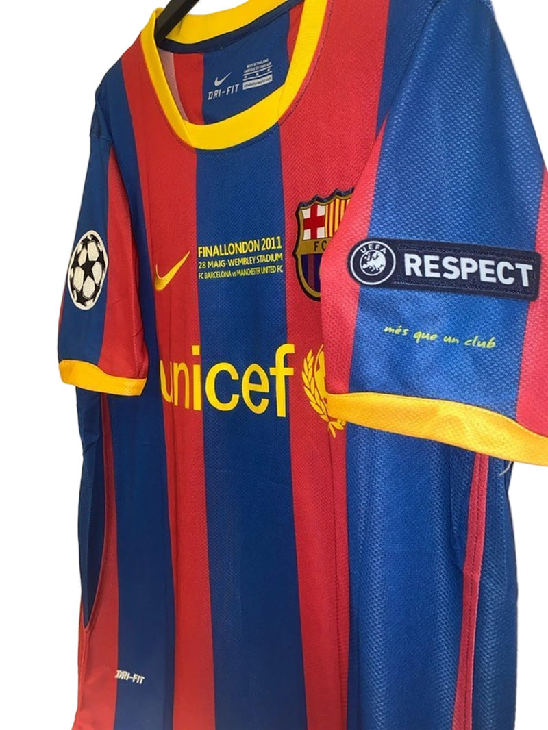 Barcelona FC Iniesta #8 Jersey 10/11 - Retro Classic