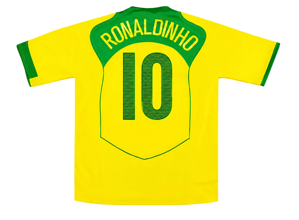 2004/2005 Brazil Ronaldinho #10 Home Jersey – Retro Soccer Shirt