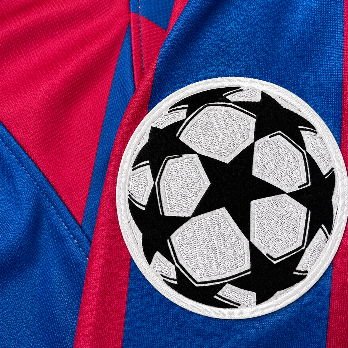2005/2006 FC Barcelona Ronaldinho #10 Long Sleeve Home Jersey - Retro Soccer Shirt