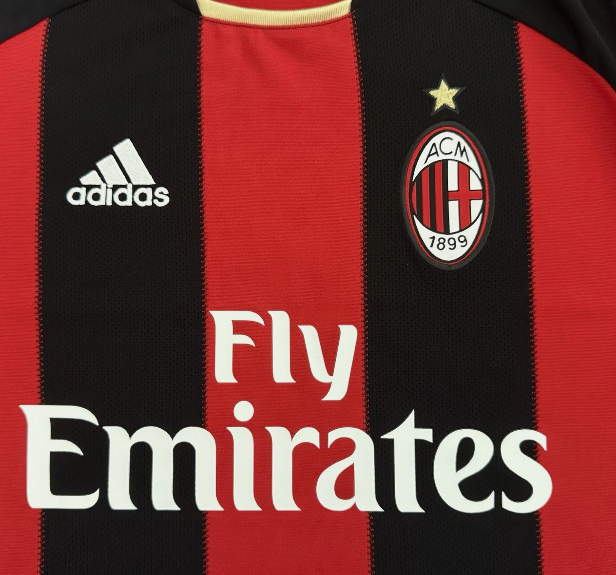 2010/2011 AC Milan Ronaldinho #80 Home Jersey - Retro Soccer Shirt