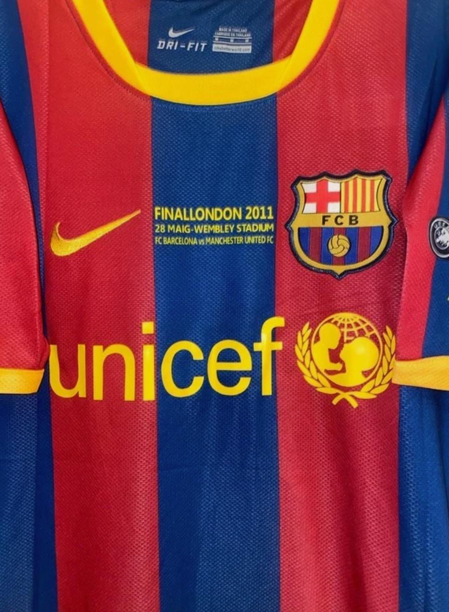2010/2011 FC Barcelona Messi #10 Home Jersey – Retro Soccer Shirt