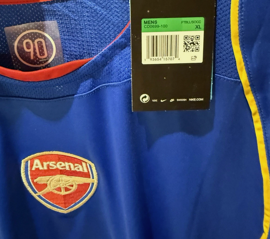 2004/2005 Arsenal Van Persie #11 Away Jersey – Retro Soccer Shirt