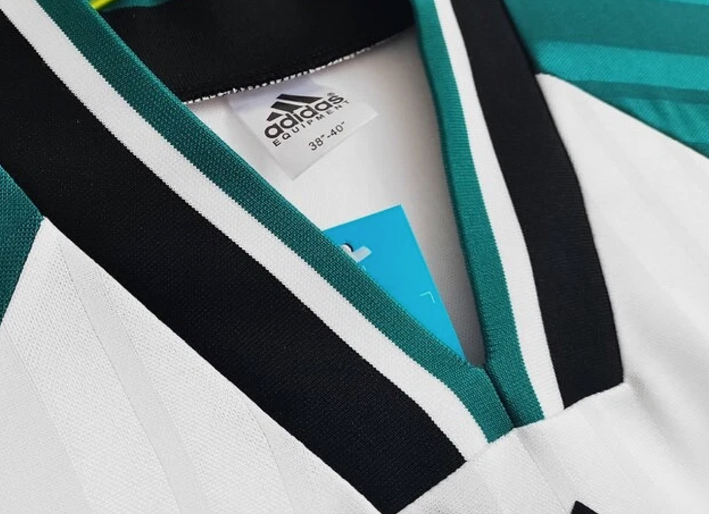 1993/1994 Liverpool Away Jersey – Retro Soccer Shirt
