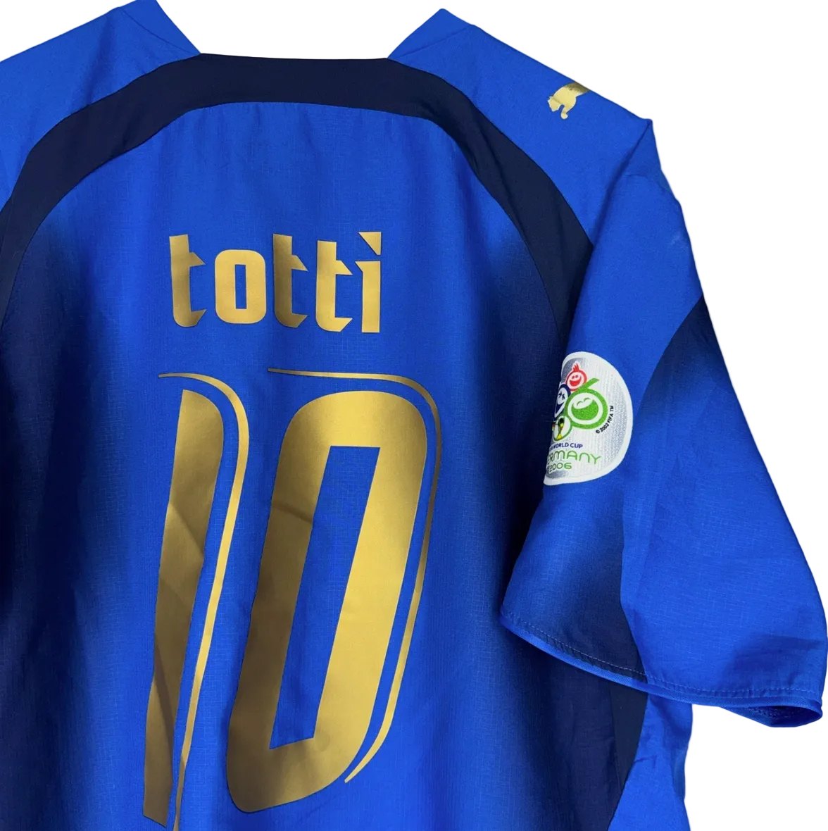 2006 Italy Totti #10 Home Jersey – Retro Soccer Shirt
