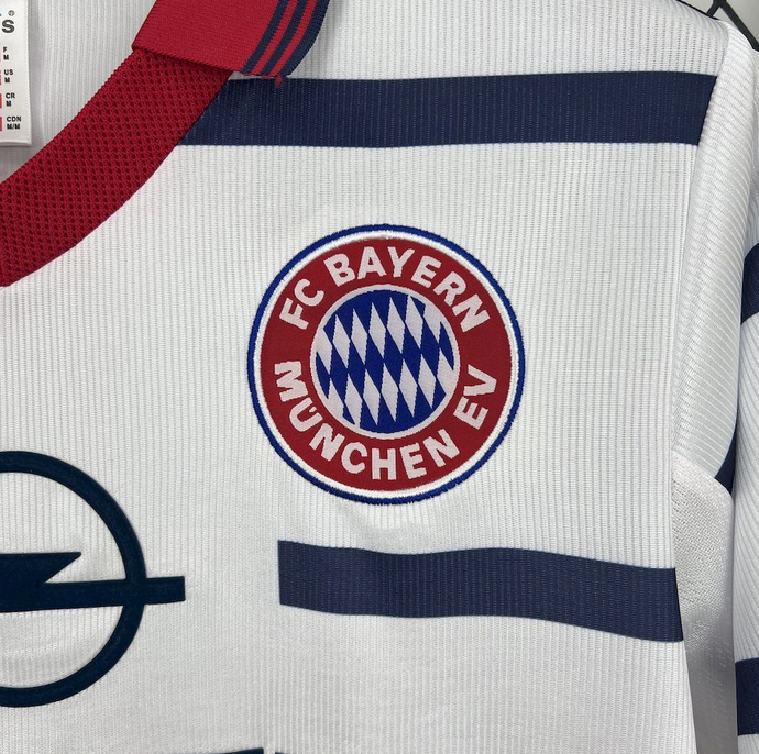 1999/2000 FC Bayern Munich Away Jersey - Retro Soccer Shirt