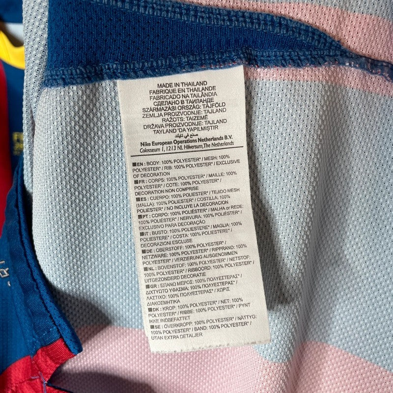 Barcelona FC Iniesta #8 Jersey 10/11 - Retro Classic